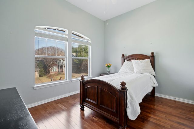 7944 Glade Hill Court, Dallas, TX 75218