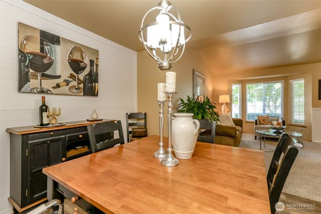 3817 52nd Avenue NE, Tacoma, WA 98422
