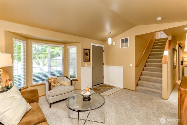 3817 52nd Avenue NE, Tacoma, WA 98422