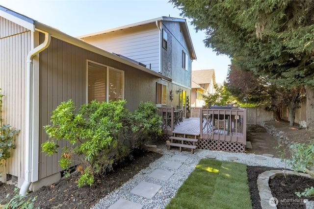 3817 52nd Avenue NE, Tacoma, WA 98422