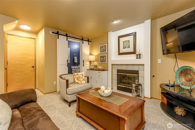 3817 52nd Avenue NE, Tacoma, WA 98422