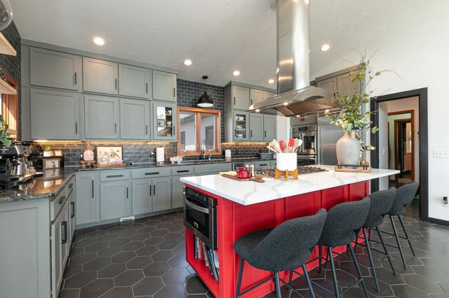 357 E State Highway Ww, Springfield, MO 65803