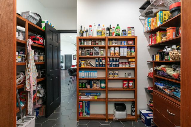 357 E State Highway Ww, Springfield, MO 65803