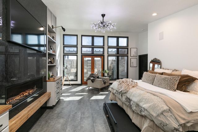 357 E State Highway Ww, Springfield, MO 65803