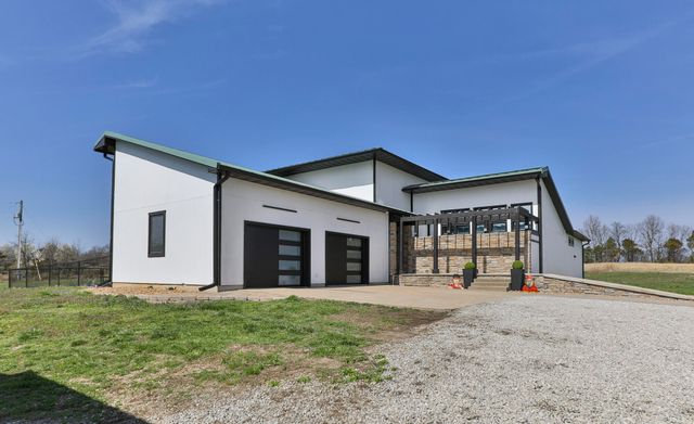 357 E State Highway Ww, Springfield, MO 65803