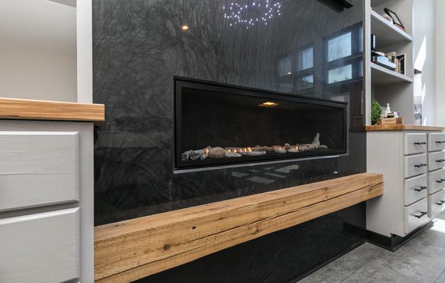 357 E State Highway Ww, Springfield, MO 65803