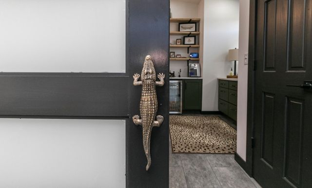 357 E State Highway Ww, Springfield, MO 65803