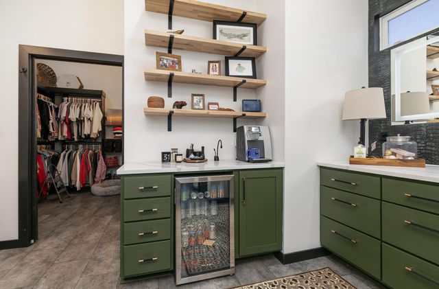 357 E State Highway Ww, Springfield, MO 65803