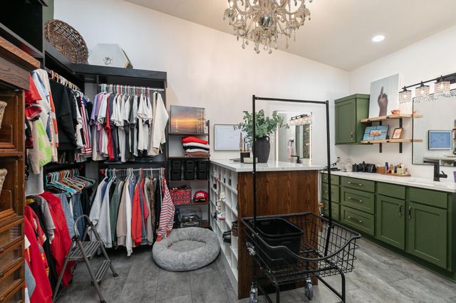 357 E State Highway Ww, Springfield, MO 65803