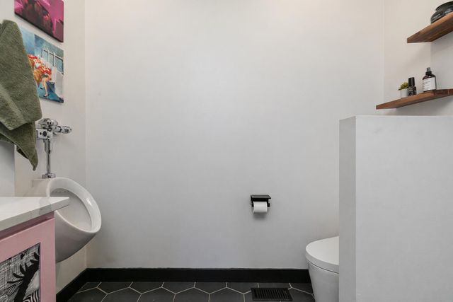 357 E State Highway Ww, Springfield, MO 65803