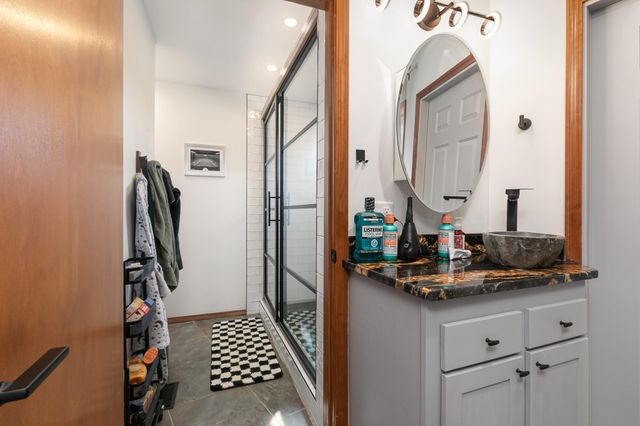 357 E State Highway Ww, Springfield, MO 65803