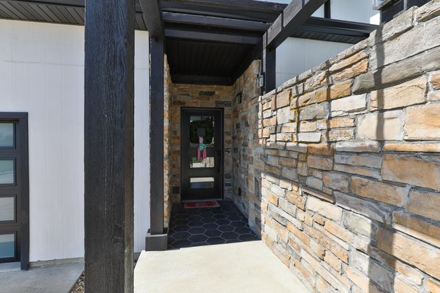 357 E State Highway Ww, Springfield, MO 65803