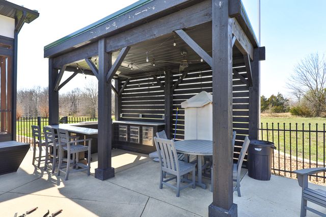 357 E State Highway Ww, Springfield, MO 65803