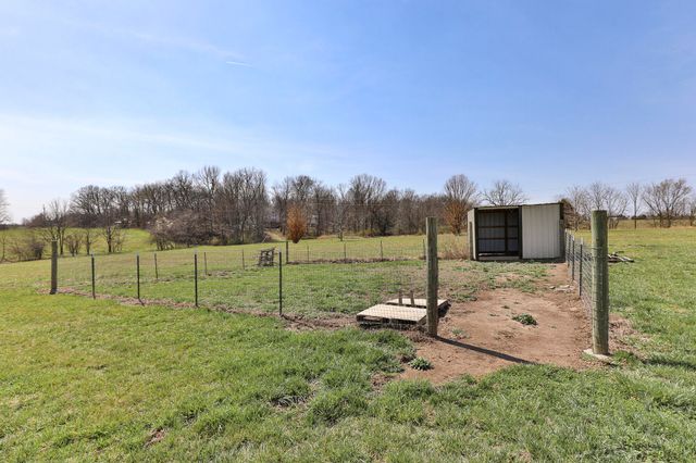 357 E State Highway Ww, Springfield, MO 65803