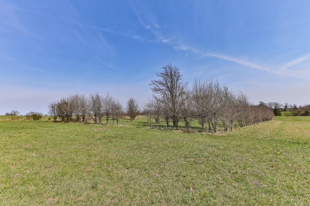 357 E State Highway Ww, Springfield, MO 65803