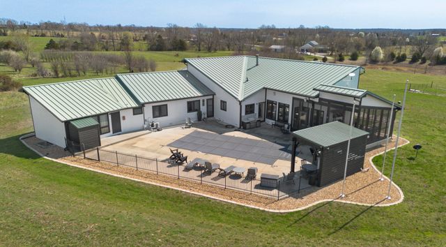 357 E State Highway Ww, Springfield, MO 65803