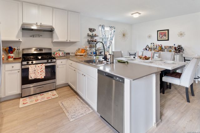 6910 Stellar Cv, San Antonio, TX 78252