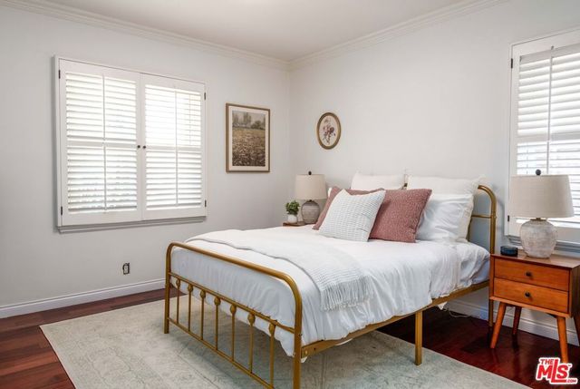 7807 Stewart Avenue, Los Angeles, CA 90045