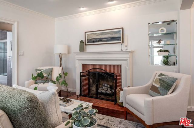 7807 Stewart Avenue, Los Angeles, CA 90045