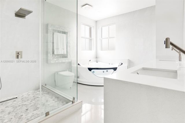 16621 SW 58th Ter, Miami, FL 33193