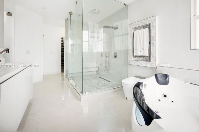 16621 SW 58th Ter, Miami, FL 33193