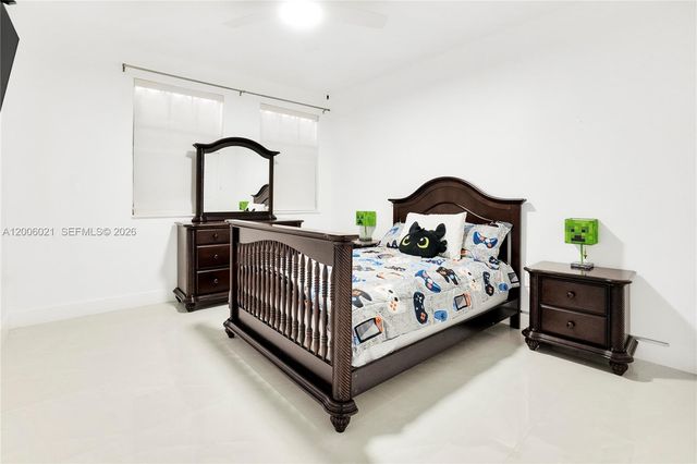 16621 SW 58th Ter, Miami, FL 33193