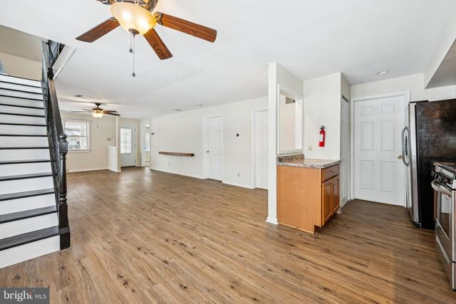 602 S LAKESHORE DR, Browns Mills, NJ 08015