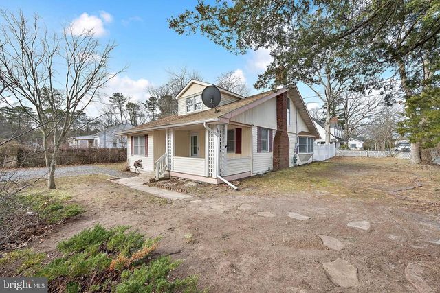 602 S LAKESHORE DR, Browns Mills, NJ 08015