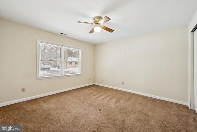 602 S LAKESHORE DR, Browns Mills, NJ 08015