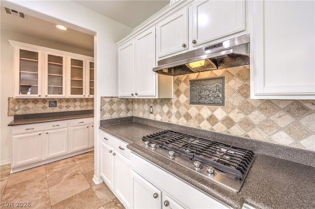 10227 Sunset Gardens Drive, Las Vegas, NV 89135