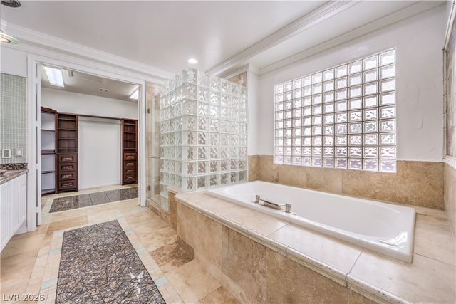 10227 Sunset Gardens Drive, Las Vegas, NV 89135