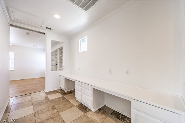 10227 Sunset Gardens Drive, Las Vegas, NV 89135