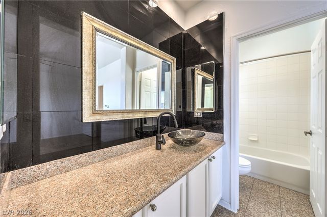 10227 Sunset Gardens Drive, Las Vegas, NV 89135