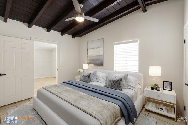 216 E Fairview, Bakersfield, CA 93307