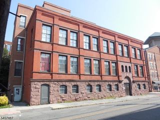 18 Market Street 301, Paterson City, NJ 07501