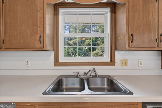 456 Adrian Place, Macon, GA 31204