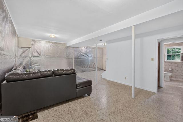 456 Adrian Place, Macon, GA 31204