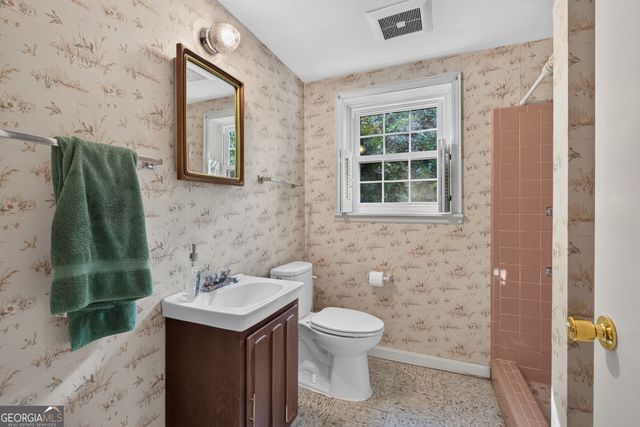 456 Adrian Place, Macon, GA 31204
