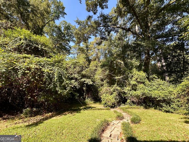 456 Adrian Place, Macon, GA 31204