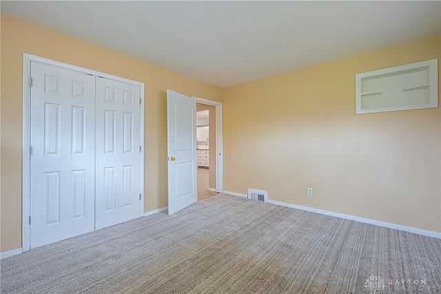 40 N Meadow Drive, Dayton, OH 45416