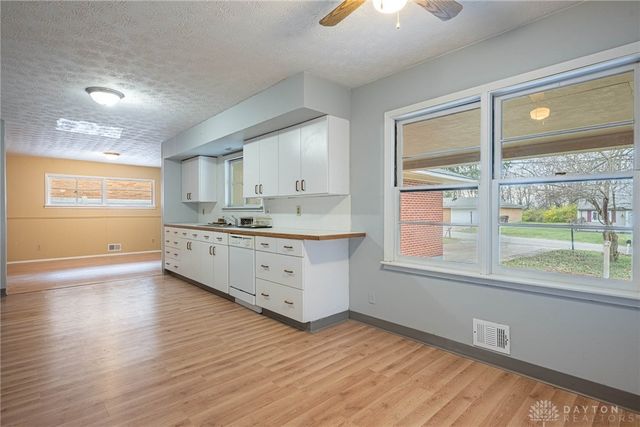 40 N Meadow Drive, Dayton, OH 45416