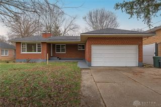 40 N Meadow Drive, Dayton, OH 45416