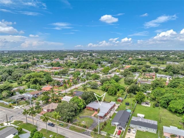 17520 NW 17th Ave, Miami Gardens, FL 33056