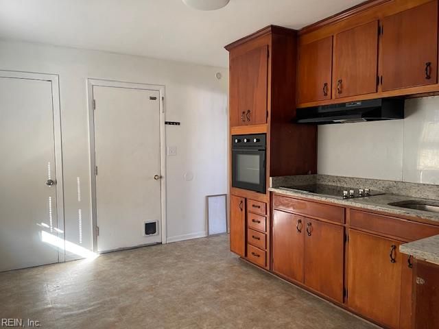 13 Grant DR, Newport News, VA 23608