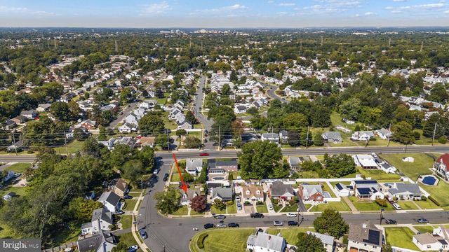 2 GODFREY DR, Hamilton, NJ 08610