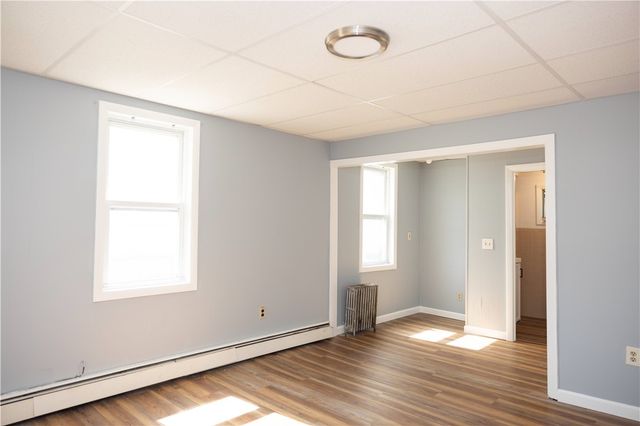 89 warren Avenue, East Providence, RI 02914