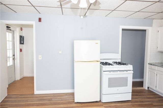 89 warren Avenue, East Providence, RI 02914