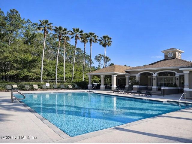 10550 BAYMEADOWS Road 211, Jacksonville, FL 32256