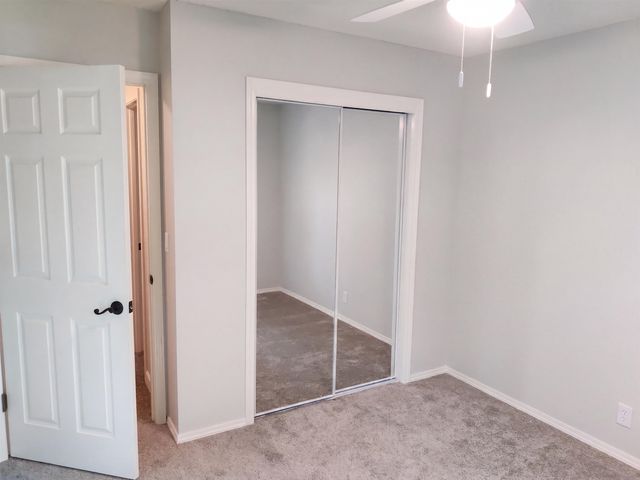 2206 N Basswood Ct, Derby, KS 67037