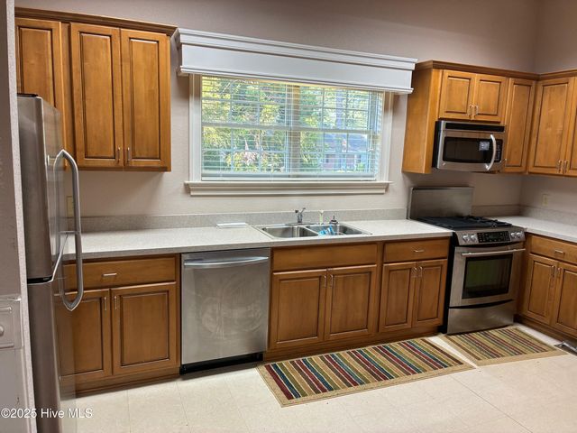 1880 W City Drive Suites A&B, Elizabeth Cty, NC 27909